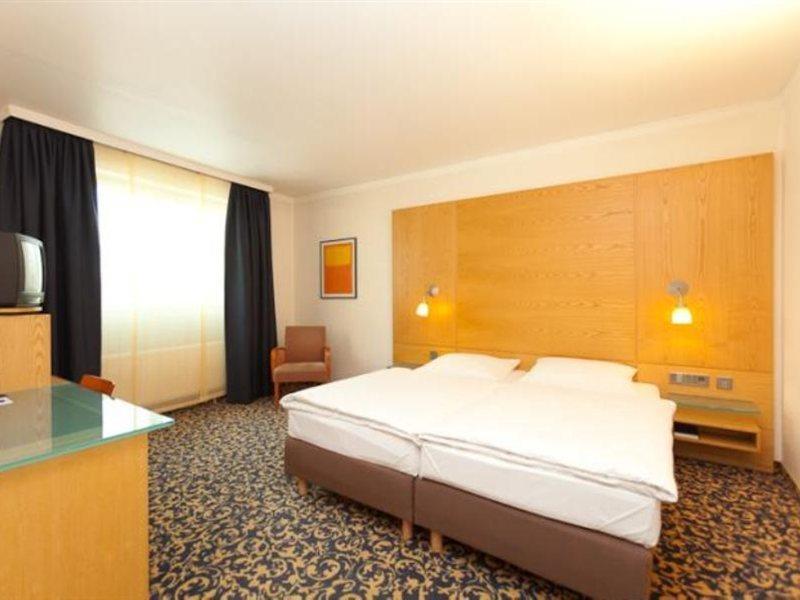 Best Western Hotel Kantstrasse Berlin Exteriör bild